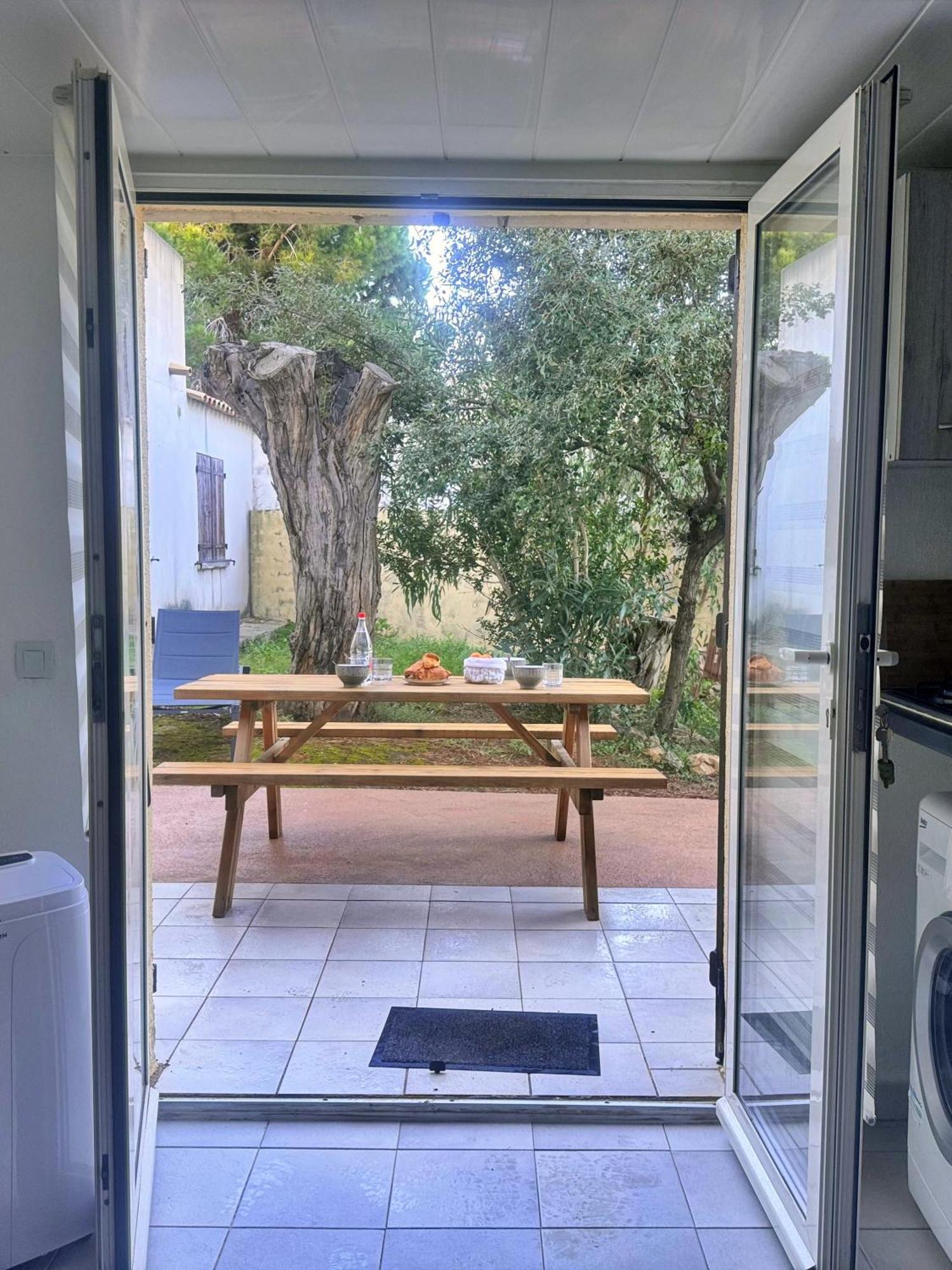 Les Pieds Dans L'Eau T2 E Apartamento Calvi  Exterior foto