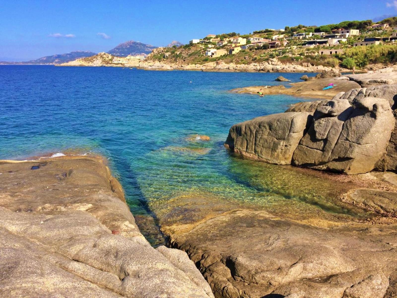 Les Pieds Dans L'Eau T2 E Apartamento Calvi  Exterior foto
